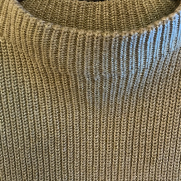 Chico’s Golden Metallic Latte Sleeveless Sweater - Picture 5 of 10
